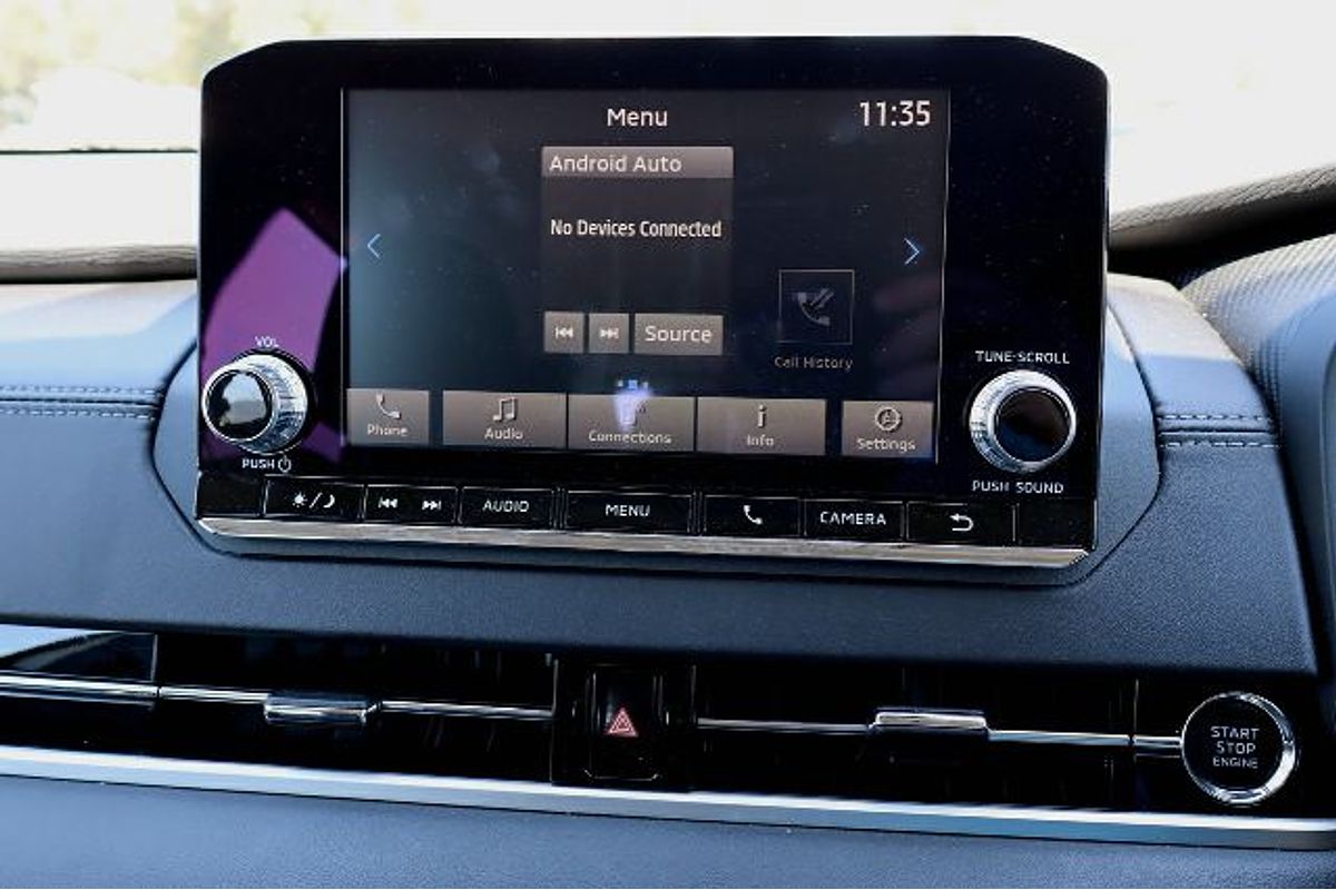 2023 Mitsubishi Outlander ES ZM