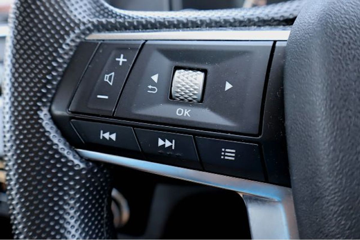 2023 Mitsubishi Outlander ES ZM