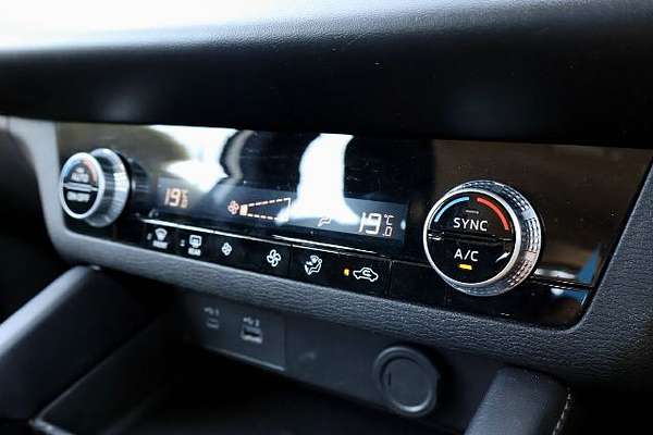 2023 Mitsubishi Outlander ES ZM