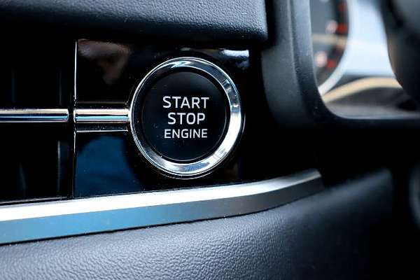 2023 Mitsubishi Outlander ES ZM