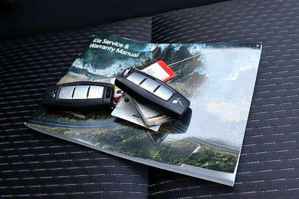 2023 Mitsubishi Outlander ES ZM