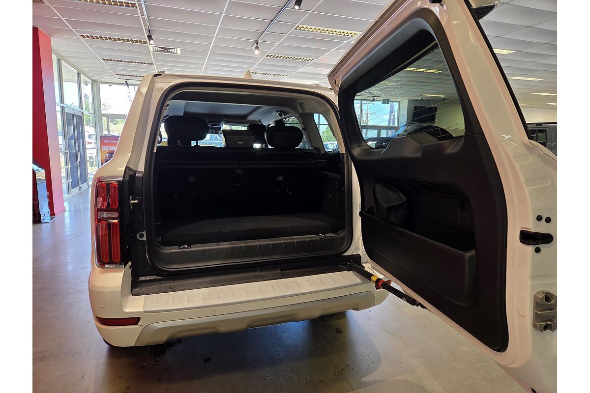 2025 GWM Tank 500 Ultra Hi4-T PHEV P03