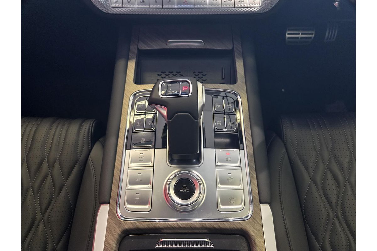 2025 GWM Tank 500 Ultra Hi4-T PHEV P03