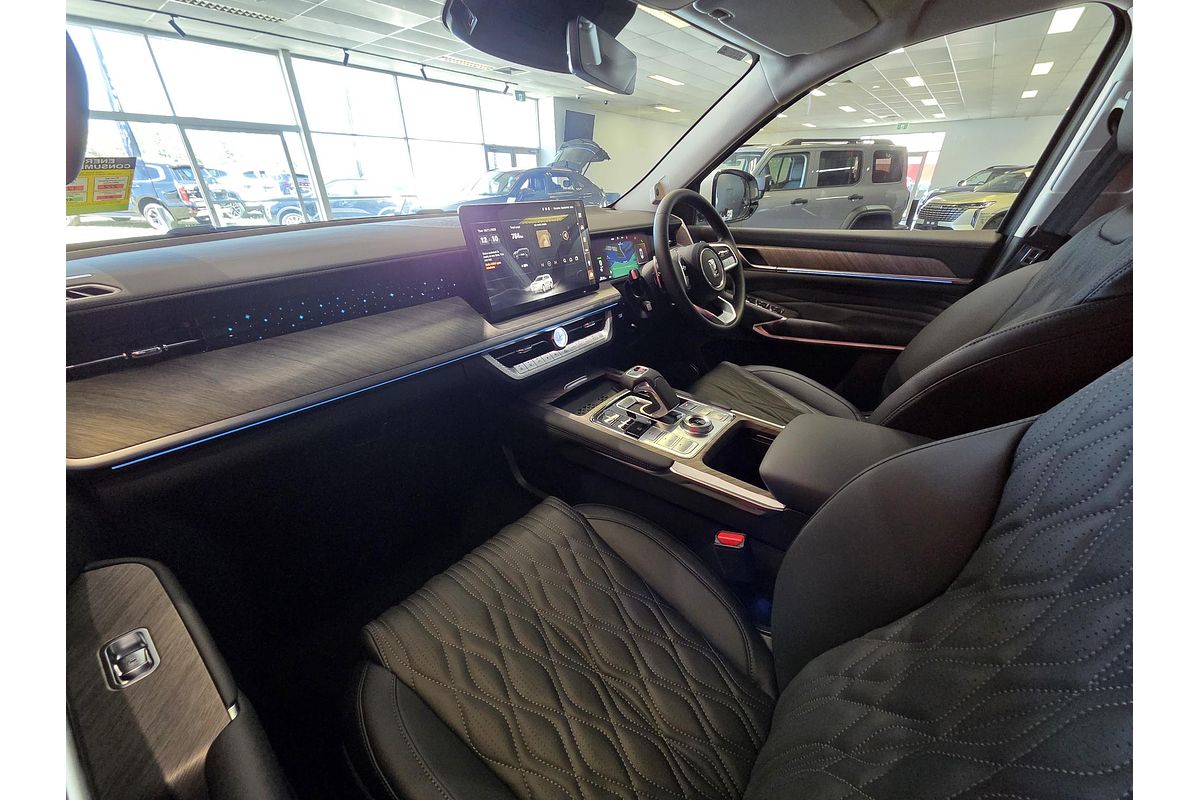 2025 GWM Tank 500 Ultra Hi4-T PHEV P03