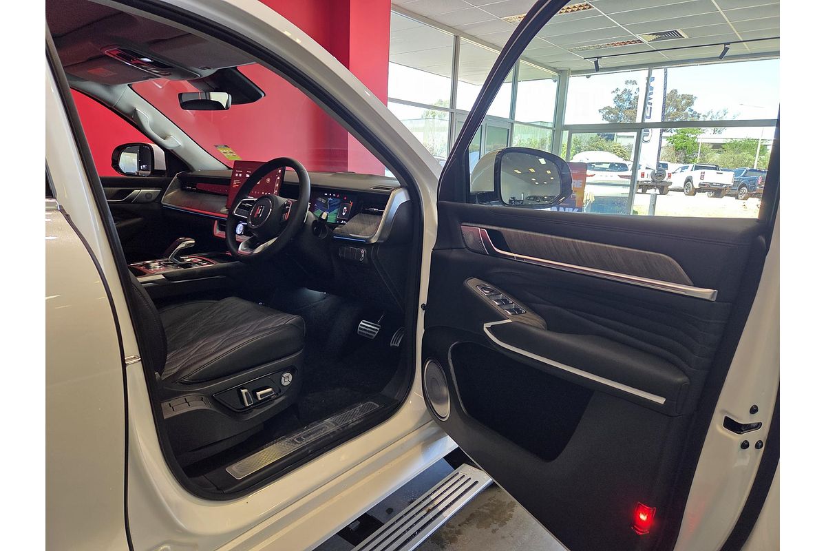 2025 GWM Tank 500 Ultra Hi4-T PHEV P03