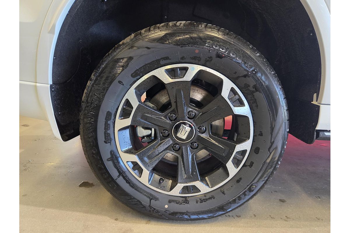 2025 GWM Tank 500 Ultra Hi4-T PHEV P03