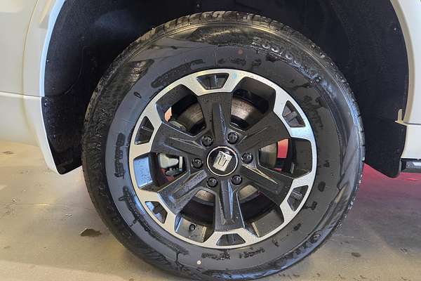 2025 GWM Tank 500 Ultra Hi4-T PHEV P03