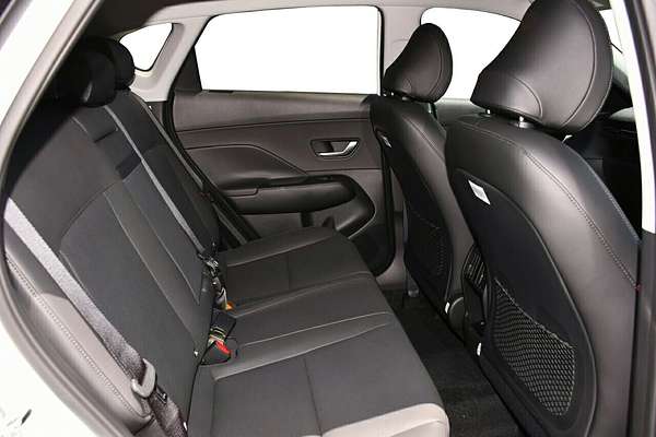 2025 Hyundai Kona Premium SX2.V3