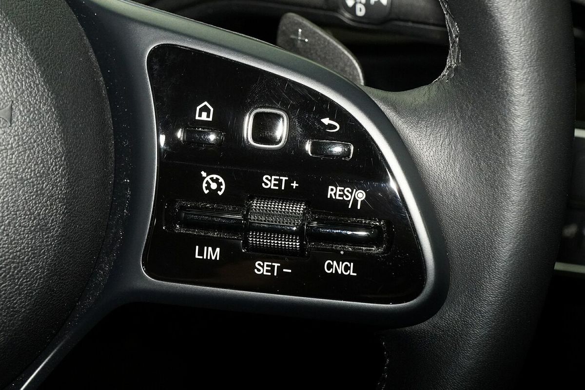 2020 Mercedes-Benz A-Class A180 V177