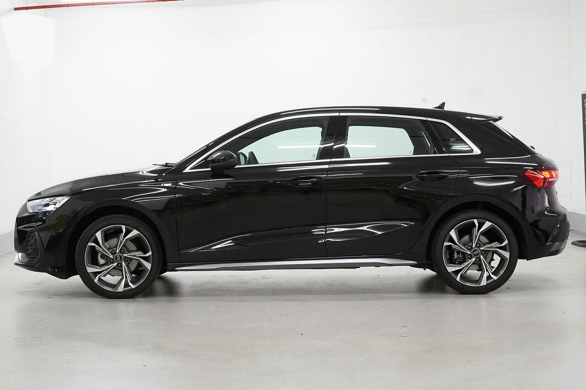 2025 Audi A3 35 TFSI S line GY