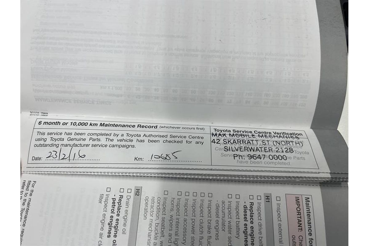 2015 Toyota Hiace Commuter TRH223R ELWB High Roof