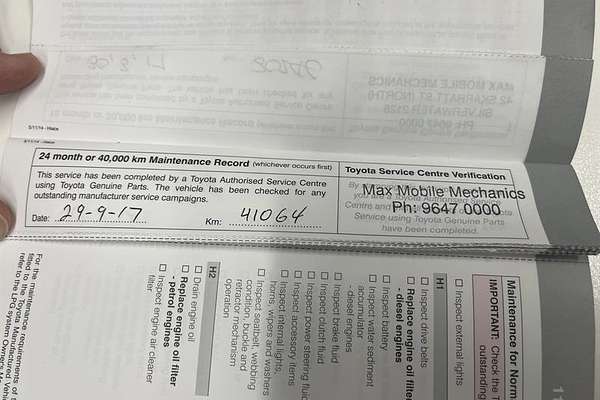 2015 Toyota Hiace Commuter TRH223R ELWB High Roof