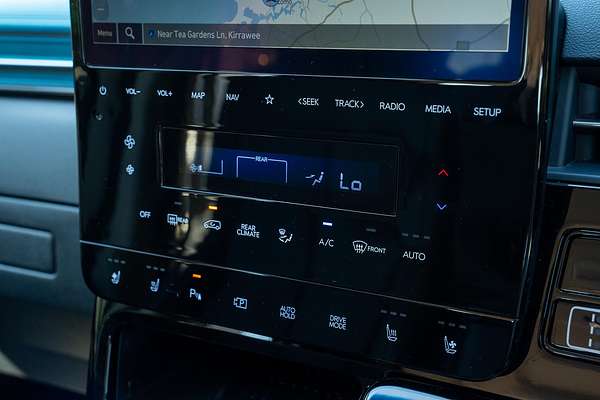 2025 Hyundai STARIA Highlander US4.V3