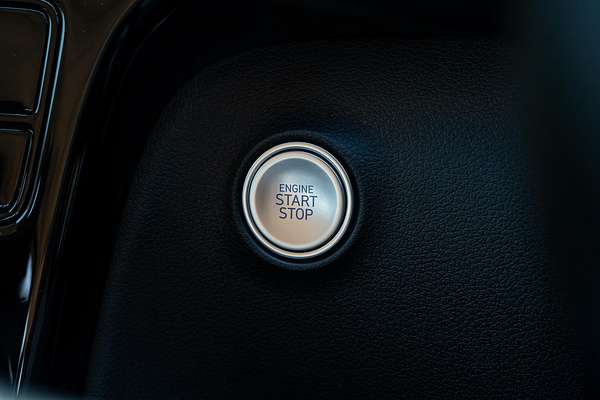 2025 Hyundai STARIA Highlander US4.V3