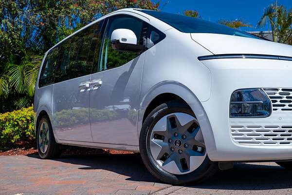 2025 Hyundai STARIA Highlander US4.V3