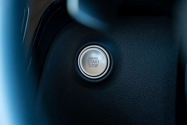 2025 Hyundai STARIA Highlander US4.V3