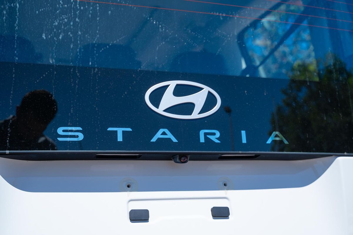 2025 Hyundai STARIA Highlander US4.V3