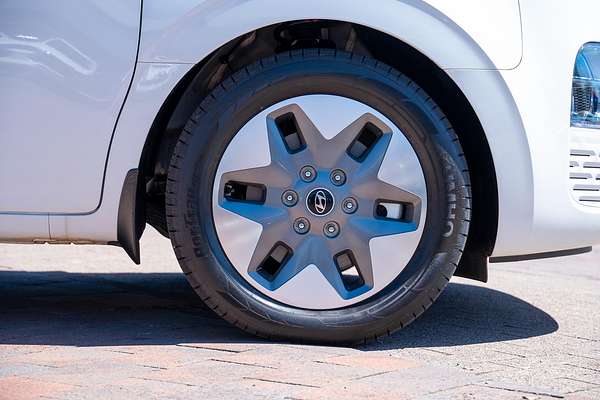 2025 Hyundai STARIA Highlander US4.V3