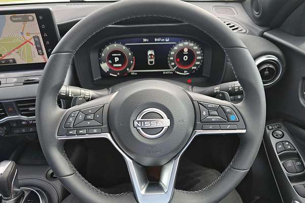 2024 Nissan JUKE ST-L F16