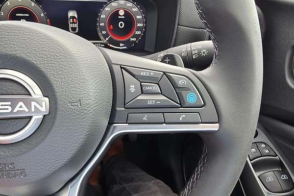 2024 Nissan JUKE ST-L F16