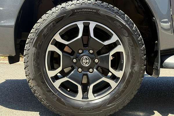 2020 Toyota Hilux SR5 GUN126R 4X4