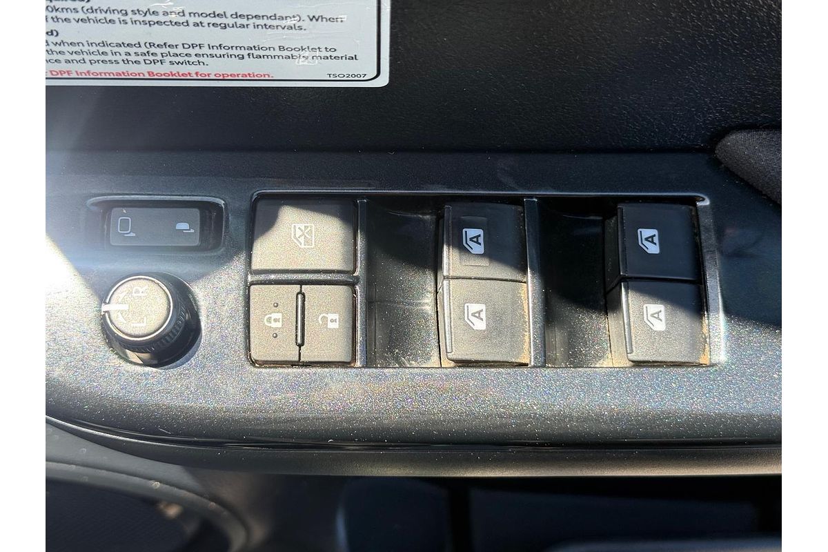 2020 Toyota Hilux SR5 GUN126R 4X4