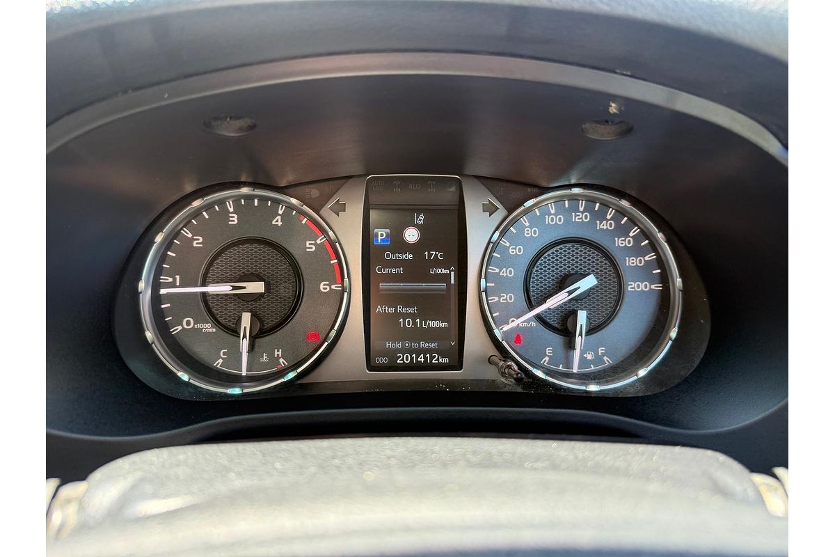 2020 Toyota Hilux SR5 GUN126R 4X4