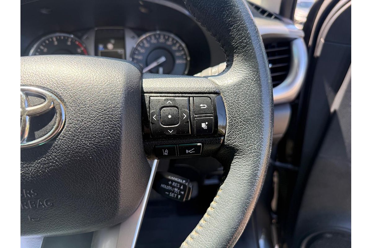 2020 Toyota Hilux SR5 GUN126R 4X4