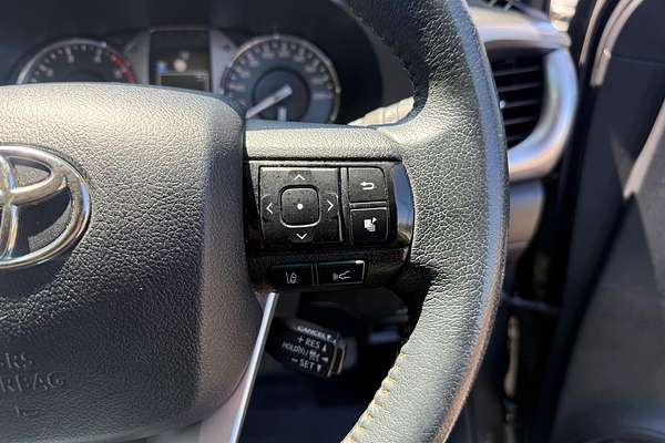 2020 Toyota Hilux SR5 GUN126R 4X4