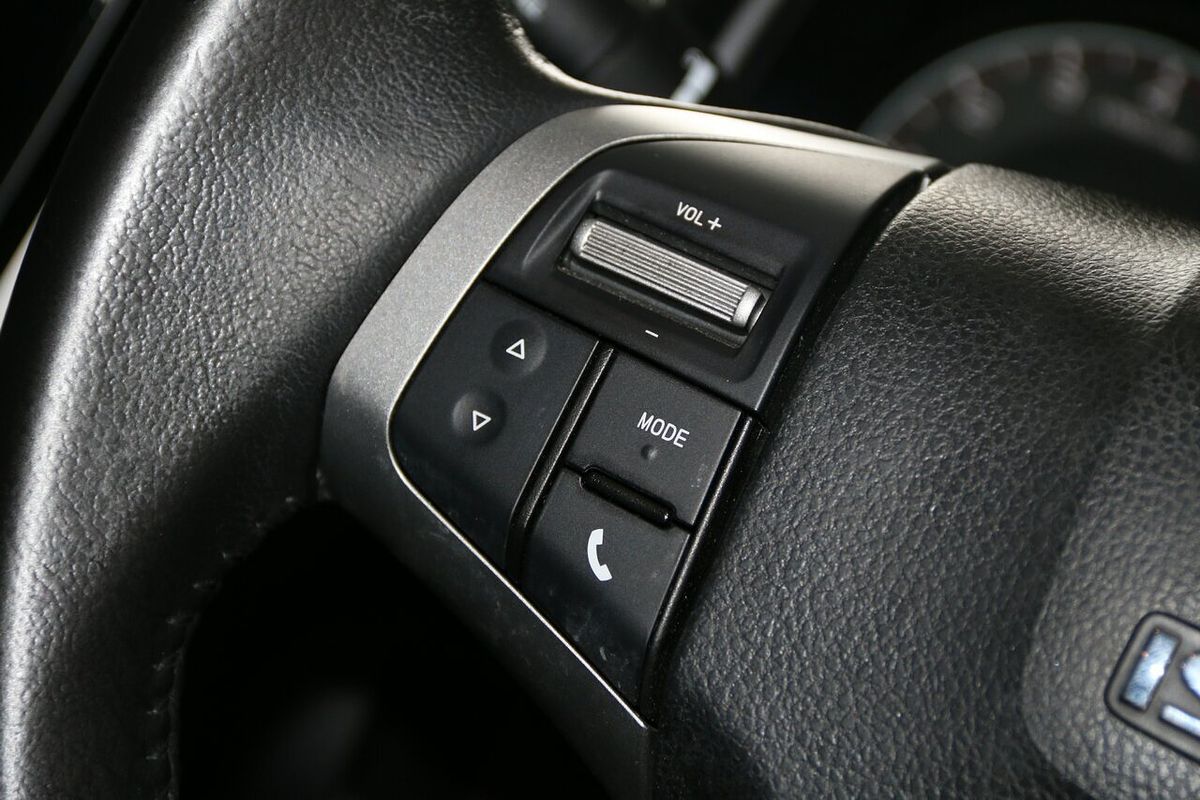 2014 Isuzu D-MAX LS-U High Ride Rear Wheel Drive