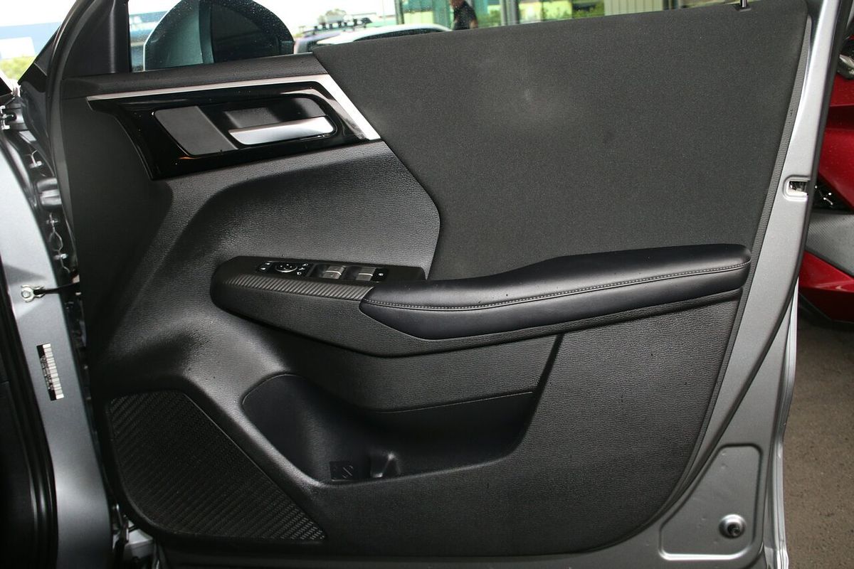 2023 Mitsubishi Outlander LS ZM