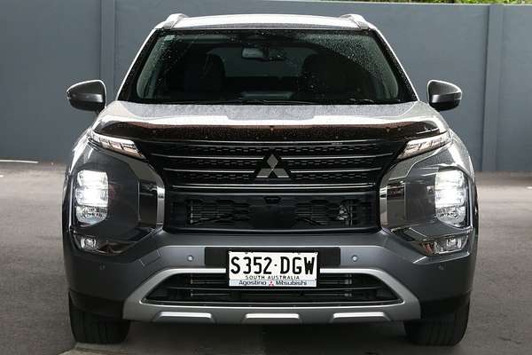 2023 Mitsubishi Outlander LS ZM