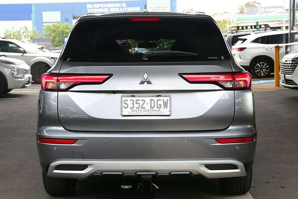 2023 Mitsubishi Outlander LS ZM