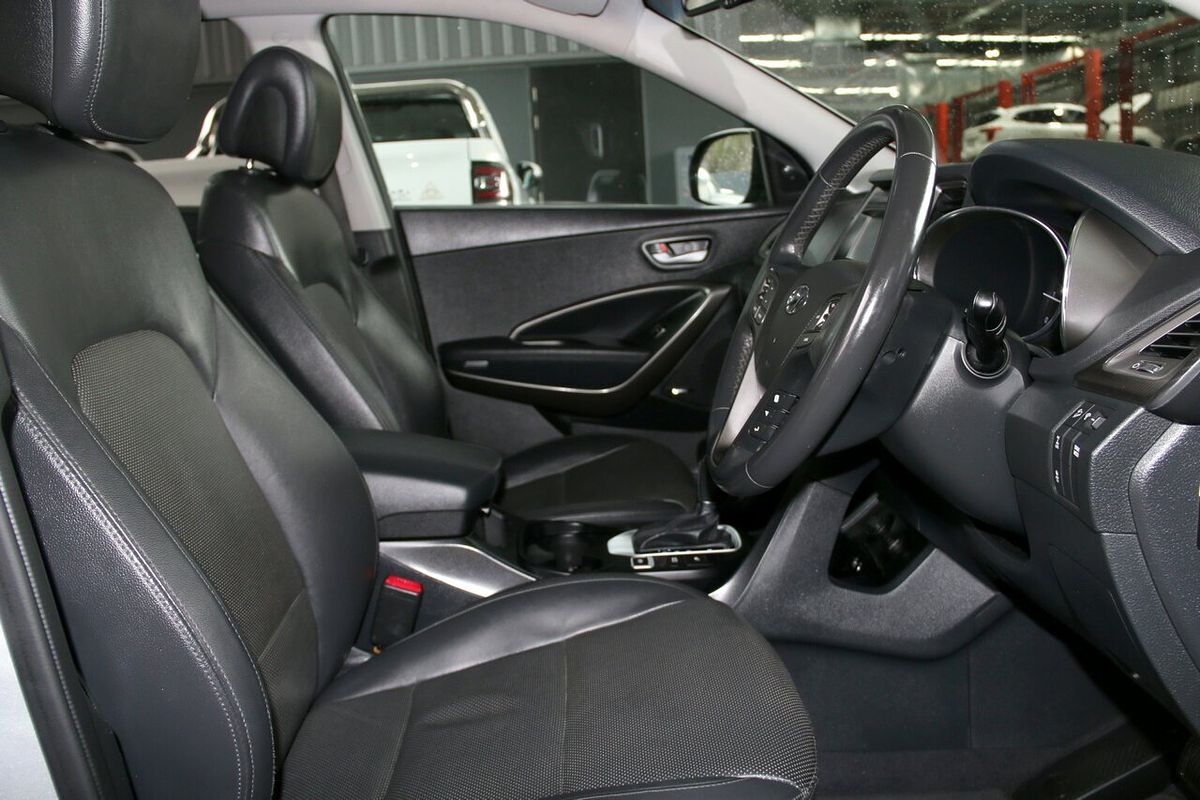 2016 Hyundai Santa Fe Elite DM3 Series II