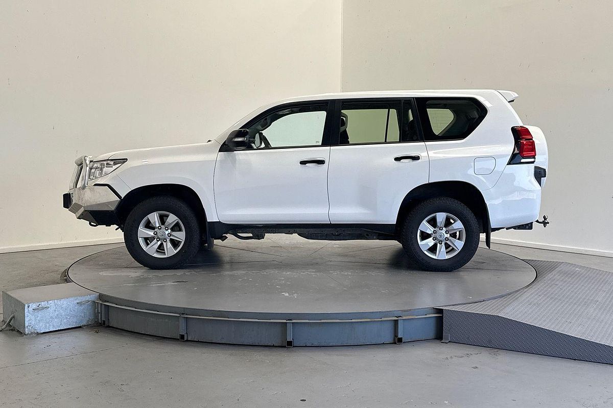 2022 Toyota Landcruiser Prado GX GDJ150R