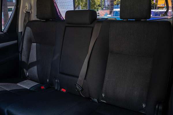 2020 Toyota Hilux SR5 GUN126R 4X4