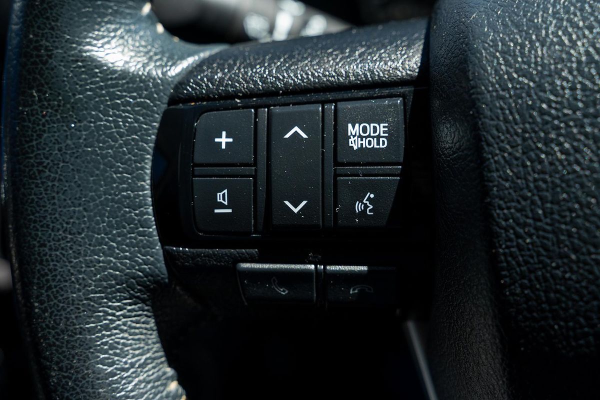 2020 Toyota Hilux SR5 GUN126R 4X4