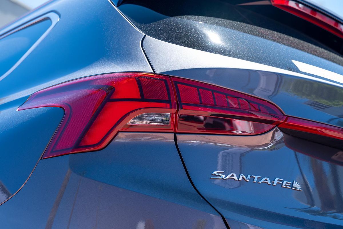 2022 Hyundai Santa Fe Hybrid Elite TM.V4