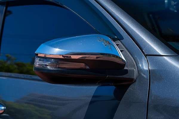 2020 Toyota Hilux SR5 GUN126R 4X4