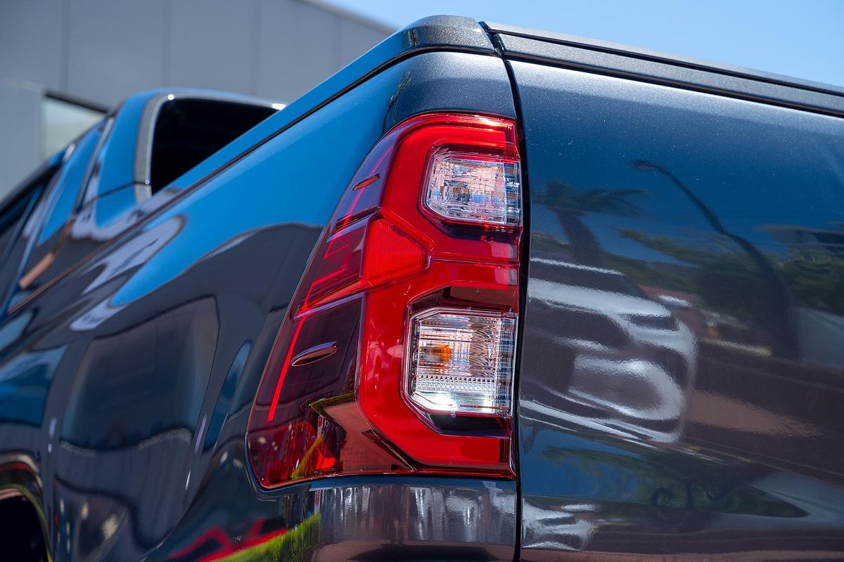 2020 Toyota Hilux SR5 GUN126R 4X4