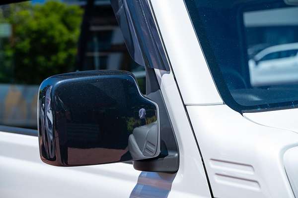 2023 Suzuki Jimny GLX GJ