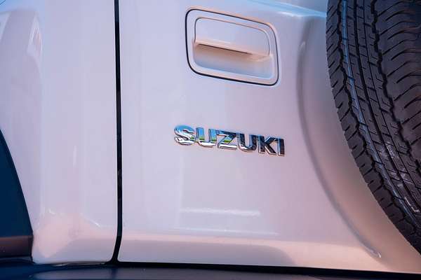 2023 Suzuki Jimny GLX GJ