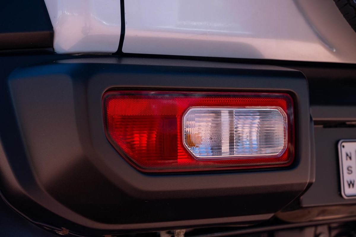 2023 Suzuki Jimny GLX GJ