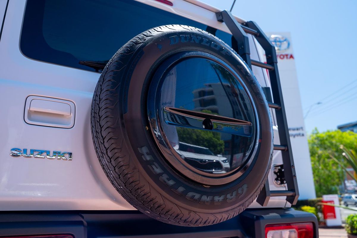 2023 Suzuki Jimny GLX GJ