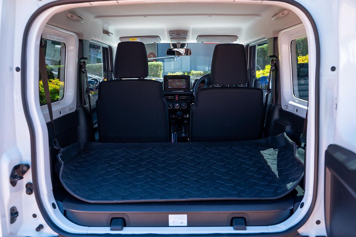 2023 Suzuki Jimny GLX GJ