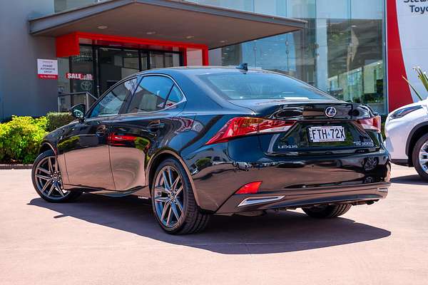 2017 Lexus IS IS300h F Sport AVE30R