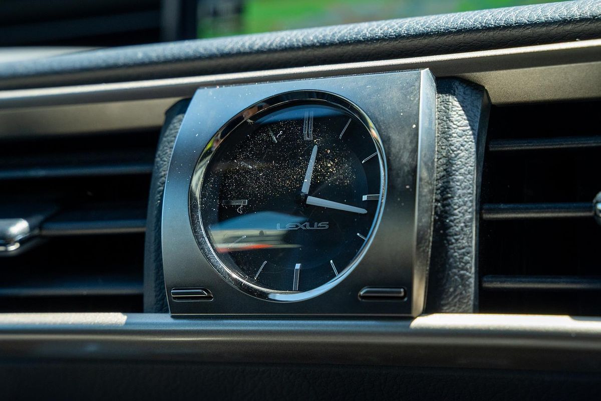 2017 Lexus IS IS300h F Sport AVE30R