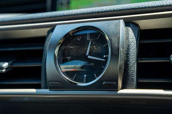 2017 Lexus IS IS300h F Sport AVE30R