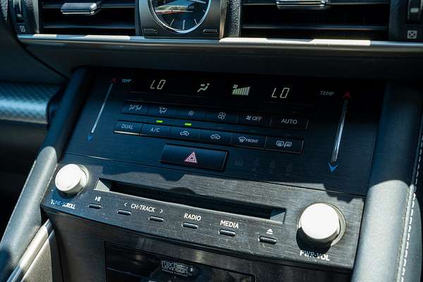 2017 Lexus IS IS300h F Sport AVE30R