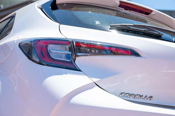 2020 Toyota Corolla Ascent Sport Hybrid ZWE211R
